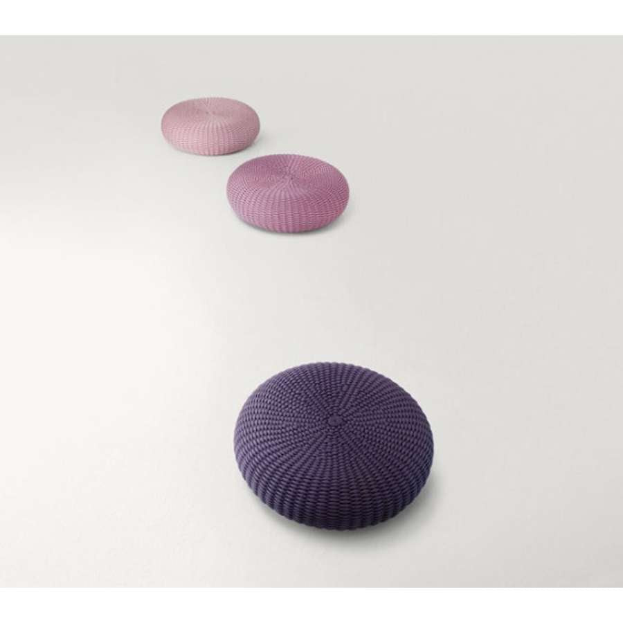 Shell B08A Outdoor Pouf