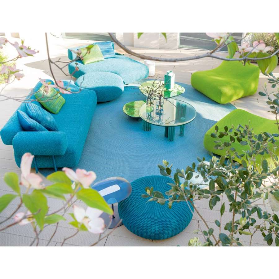 Shell B08A Outdoor Pouf