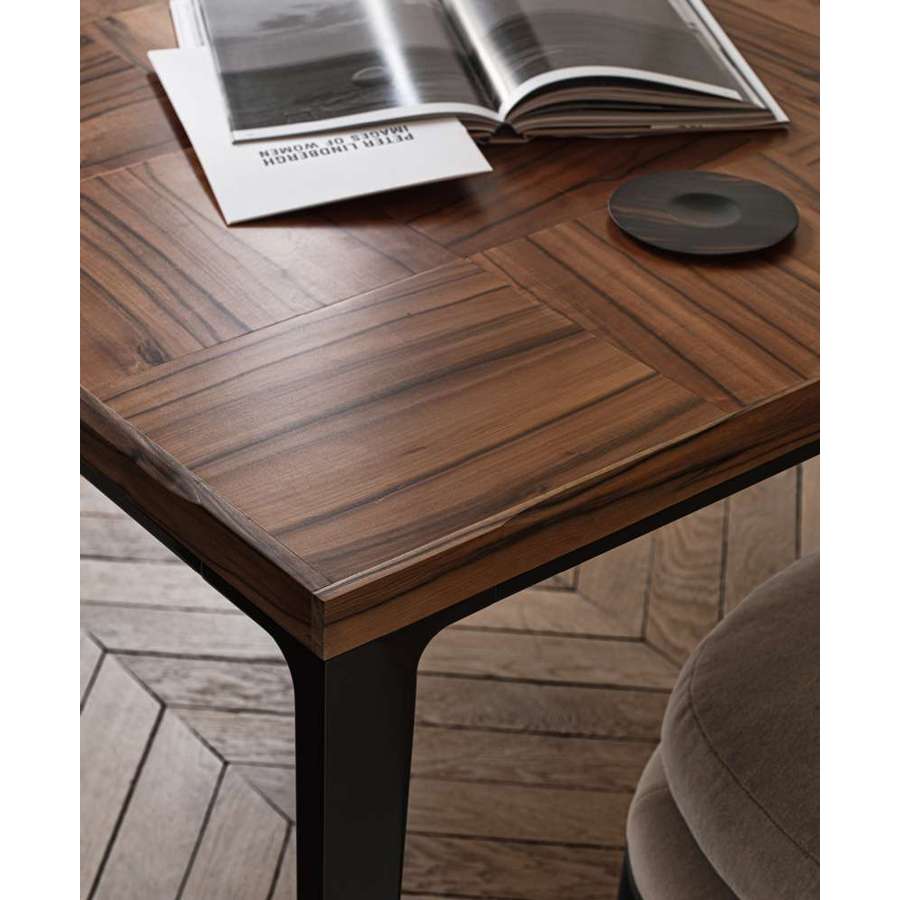 Alcor LXT23 Table