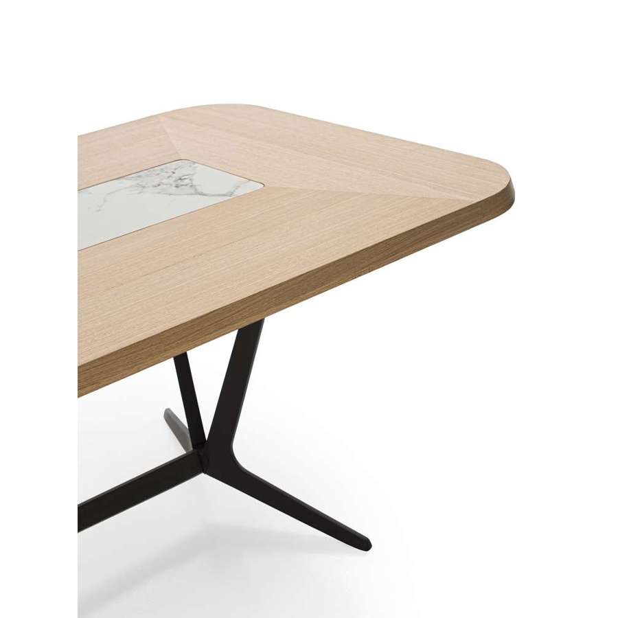 Astrum LXA1BR Table