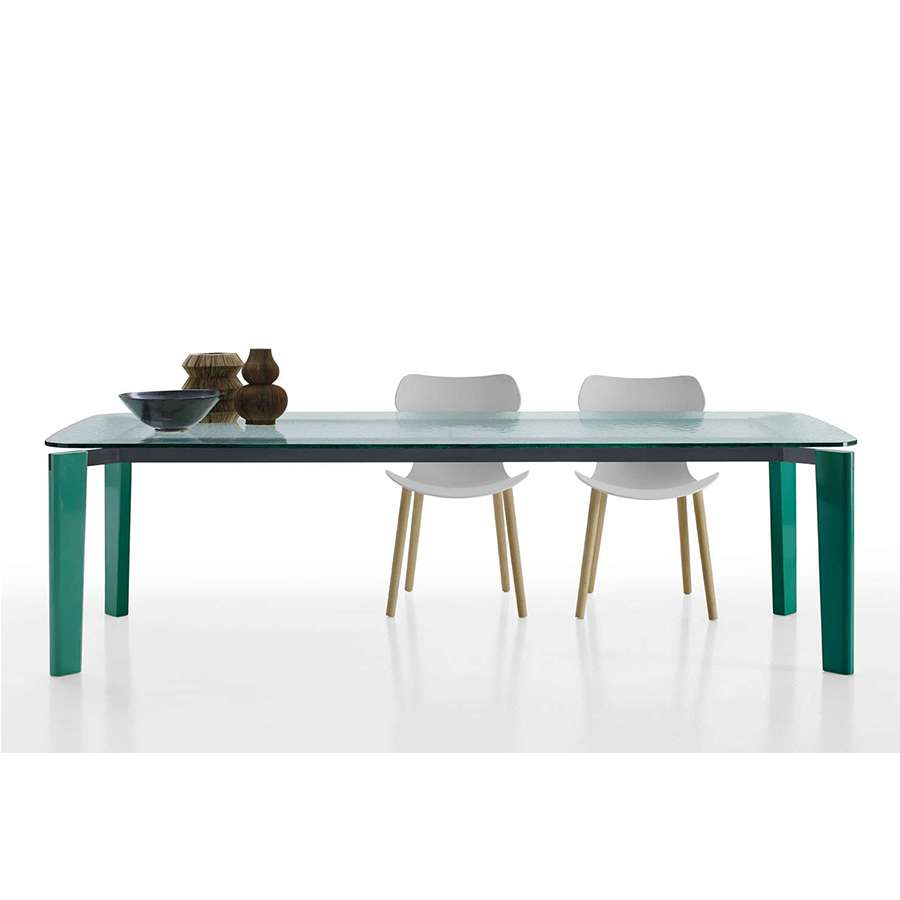 Oskar Table