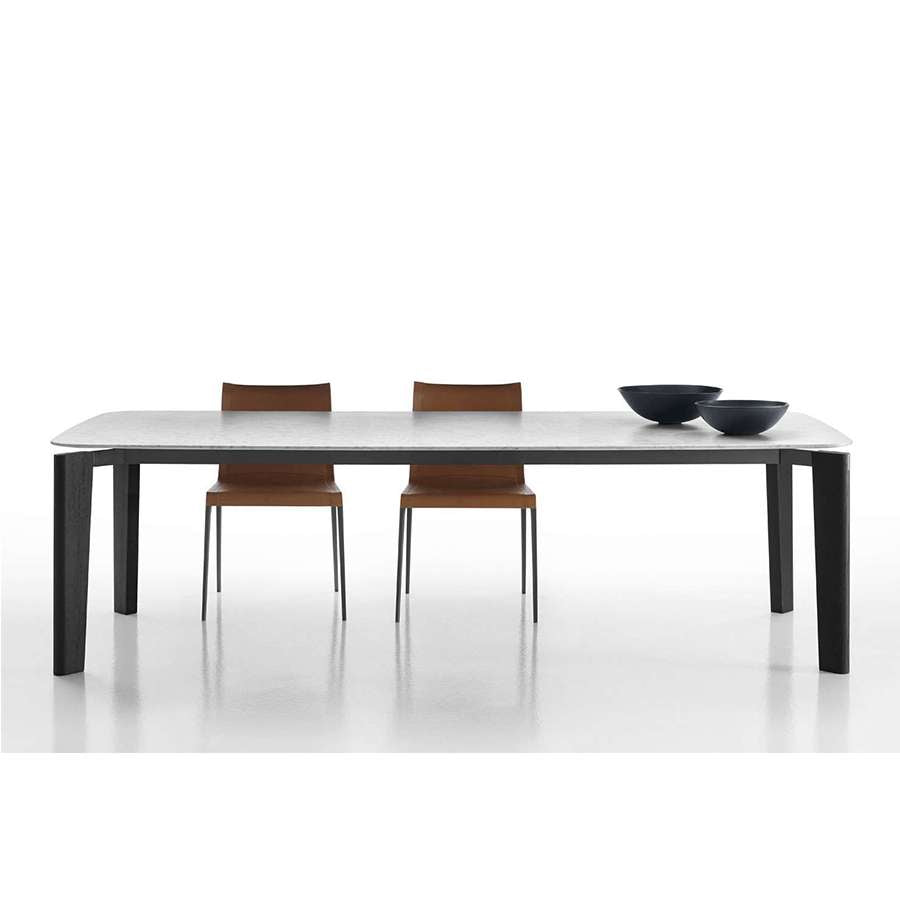 Oskar Table