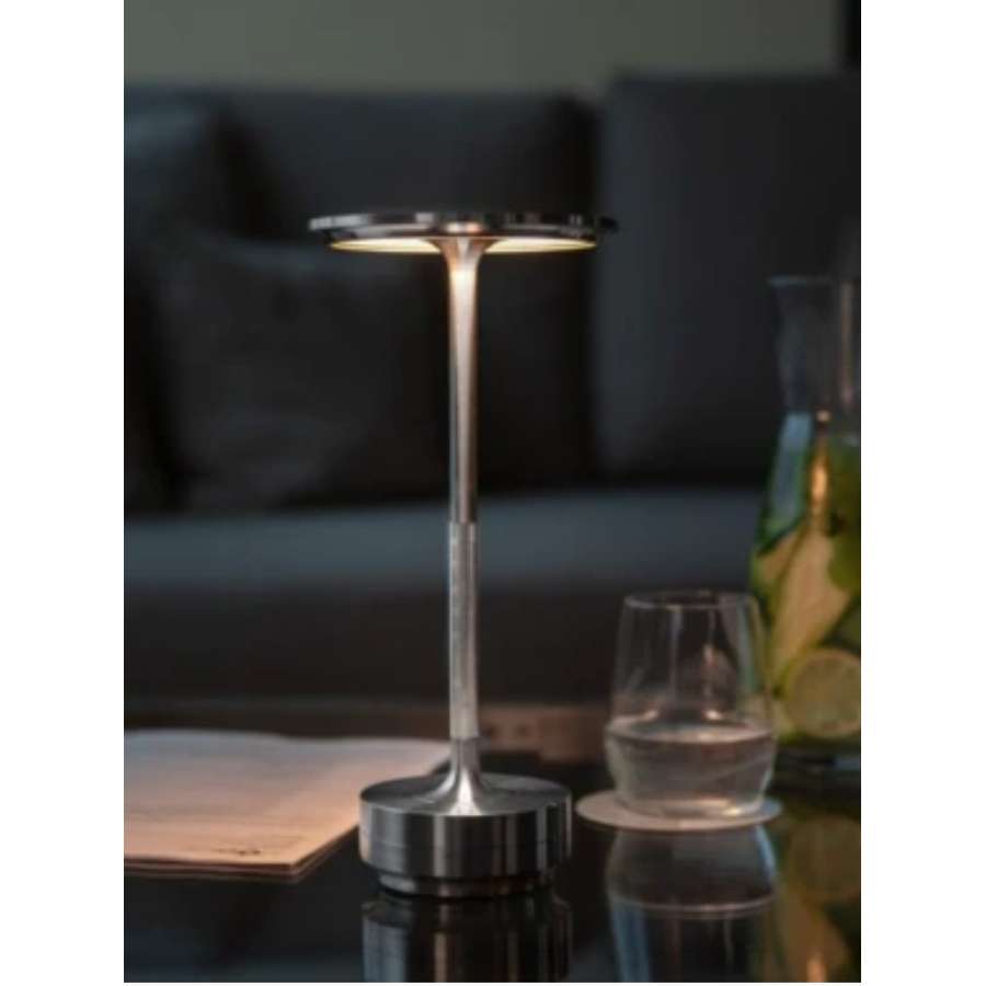 Turn Cordless LED Table Lamp